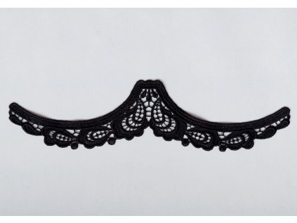 Černá aplikace pro můstek podprsenky