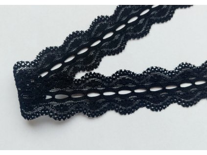 Černá krajka s obloučky