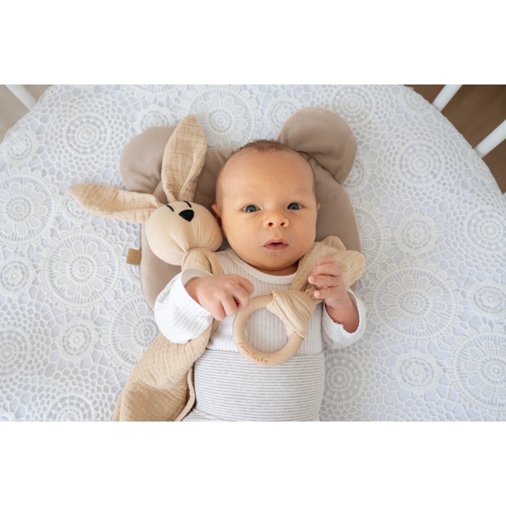 Dárkové balení „Jsem láska“ vanilkový set – kousátko, podhlavník a muchláček