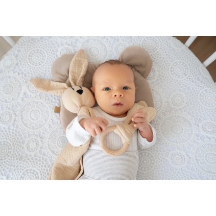 Darčekový balíček „Jsem láska“ vanilkový set – hryzadlo, vankúšik a spinkáčik