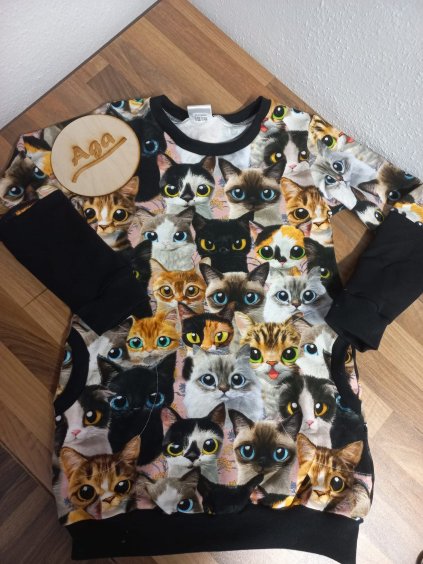 Mikinošaty vykulené kočky