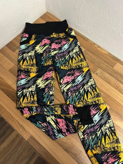 Teplaky - zigzag vel. 128