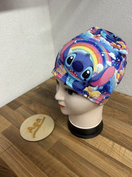 Čepice a nákrčník Stitch