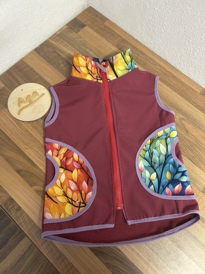 Softshell vesta - barevné lístečky s fuchsií