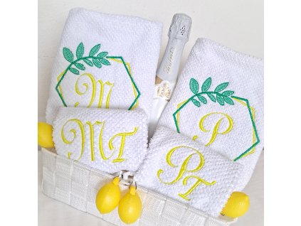 Vyšívaný uteráčik s Monogramom (malý), 30cm x 50cm