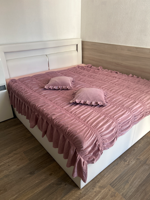 Forbyt s.r.o. Přehoz na postel - BONADEA barva: violet-180x210 cm+2x40x40cm