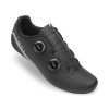 GIRO Regime 2021 - Black (Velikost 47)