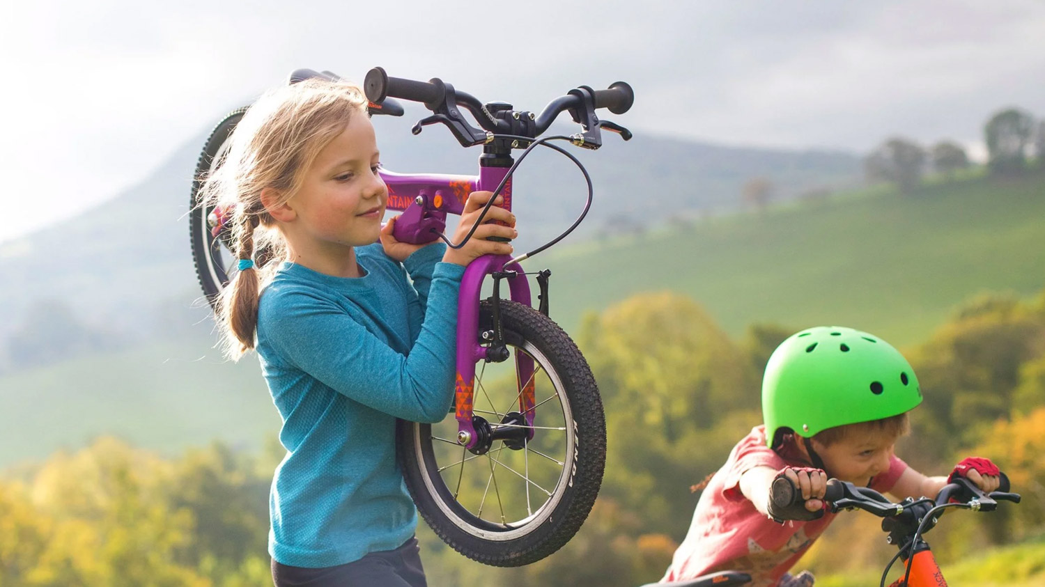 Comparing the weight of children’s bikes