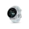 Garmin Forerunner 570 42 mm – bílá varianta z úhlu