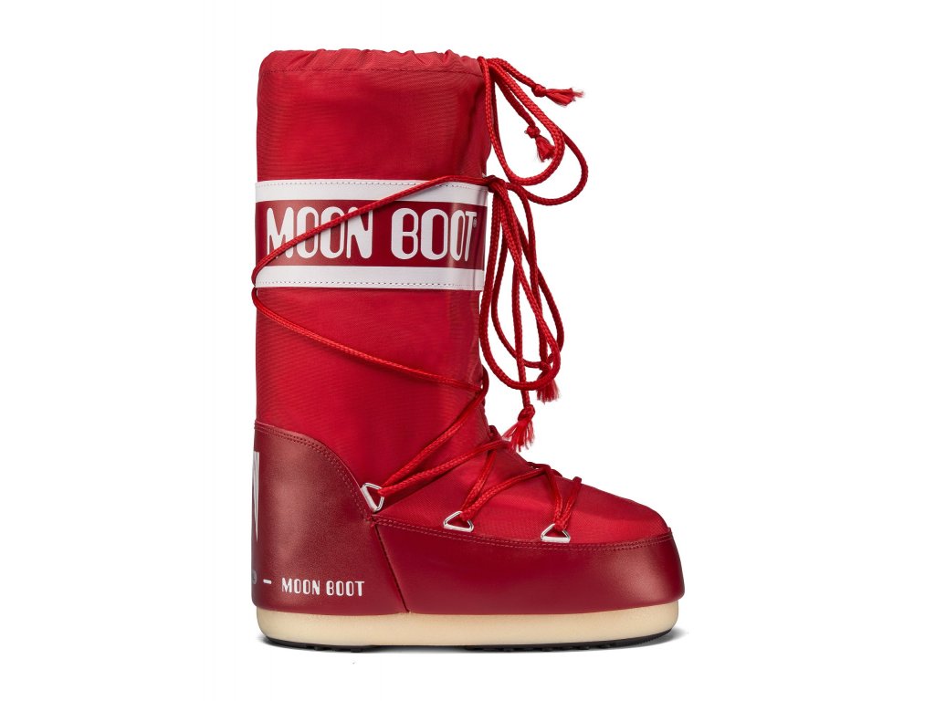 MOON BOOT RED FRONT 1920px