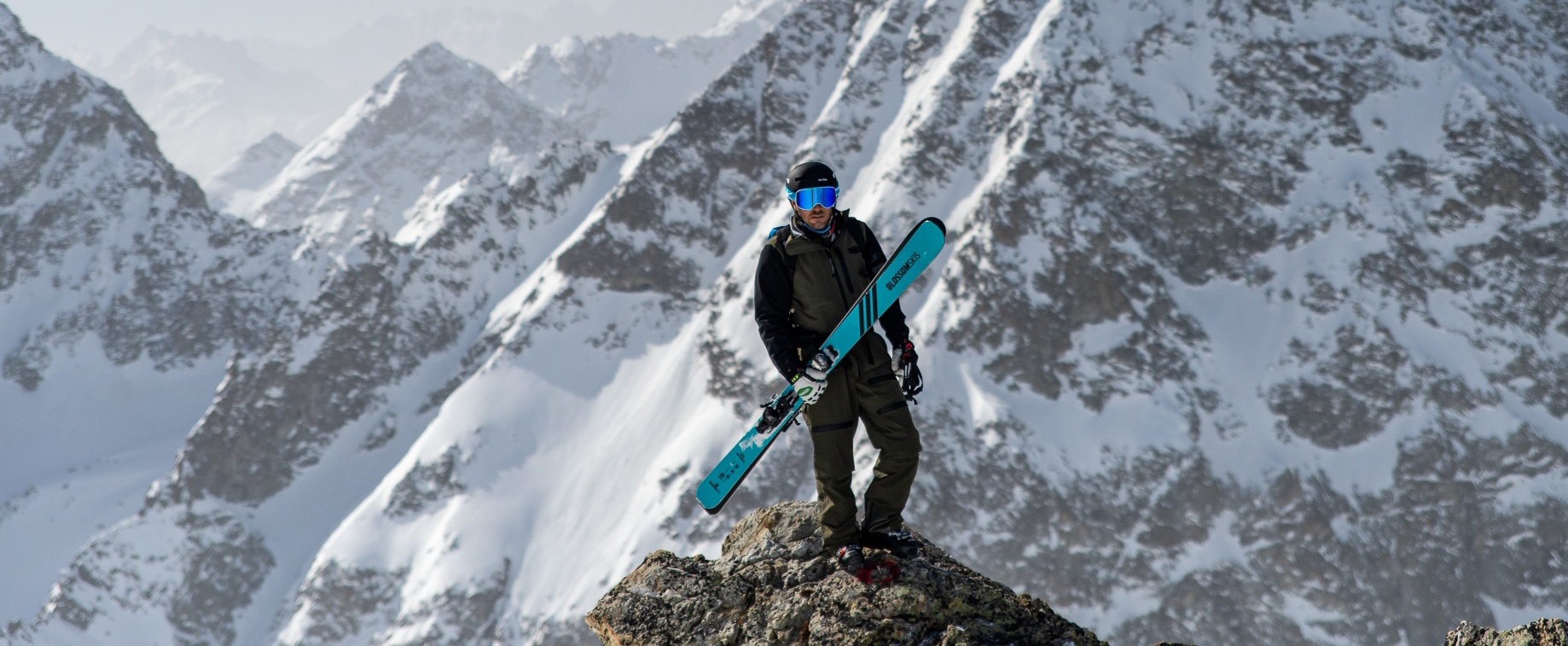 Půjčovna skialpového vybavení v Edenu