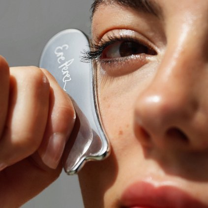 ErePerez kovova gua sha