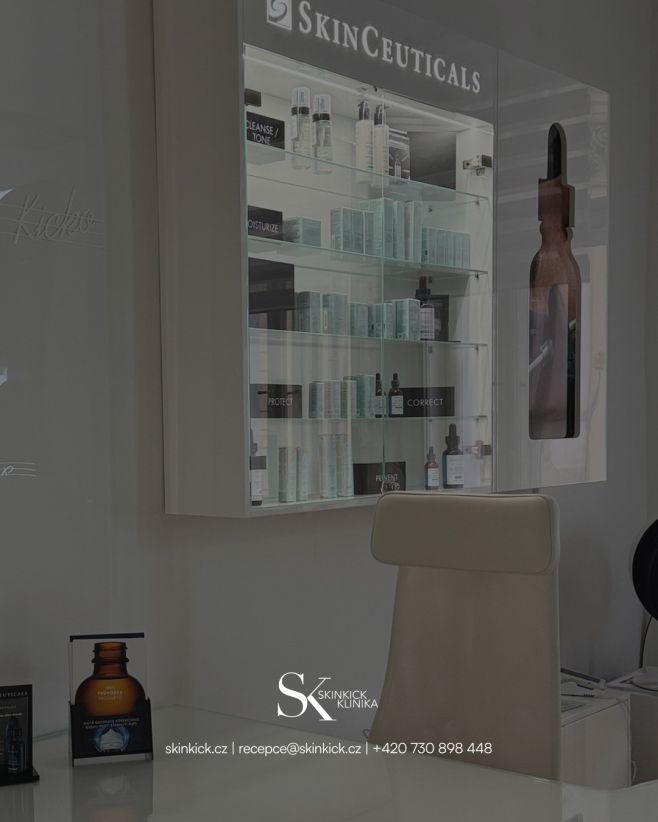 Nahlédněte do prostorů kliniky Skinkick. Minimalismus, čistota a profesionální péče 🤍 Máte otázky nebo chcete termín...