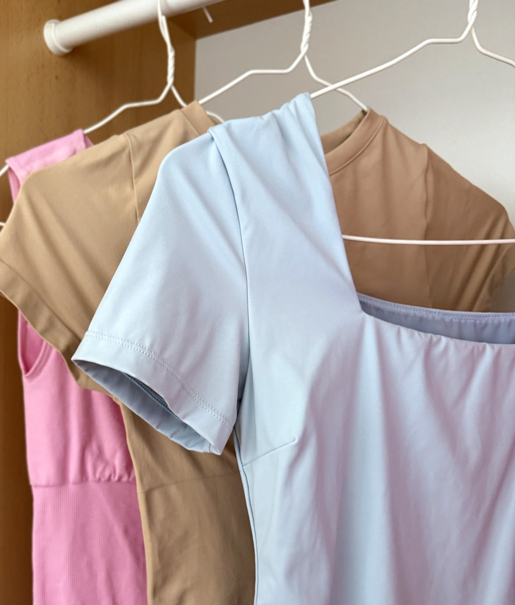 Co je to shapewear a jaké má benefity pro vaše tělo i sebevědomí?