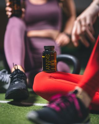 Tvůj parťák do tréninku i každodenní energie 💪🏃‍♀️🔥 to je náš L-Carnitine! #skinnycz #skinnysk #hubnuti #hubneme...