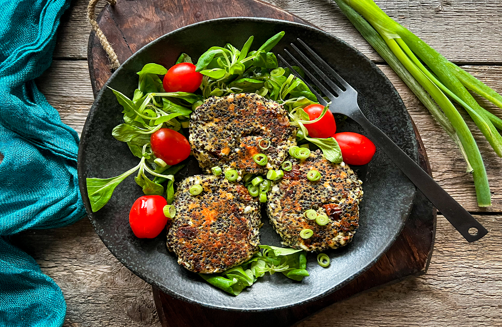 Výživné quinoa & feta burgery