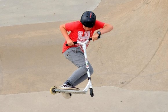 Ako vybrať prvú freestyle kolobežku pre dieťa - sprievodca podľa veku a výšky