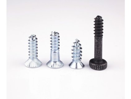 Šrouby do lyžařského vázání, plochá hlava 5,5 x 28 mm, 100 ks,