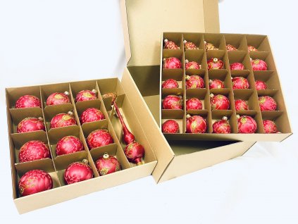 Irisa LUXUSNÍ SET Vánoční ozdoby LADA -  červené dekor lístky  , BOX 39 ks a