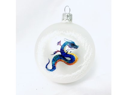 Skleněná vánoční ozdoba s textem na přání - Pohádkový drak v zimním království (1 ks, 8 cm)