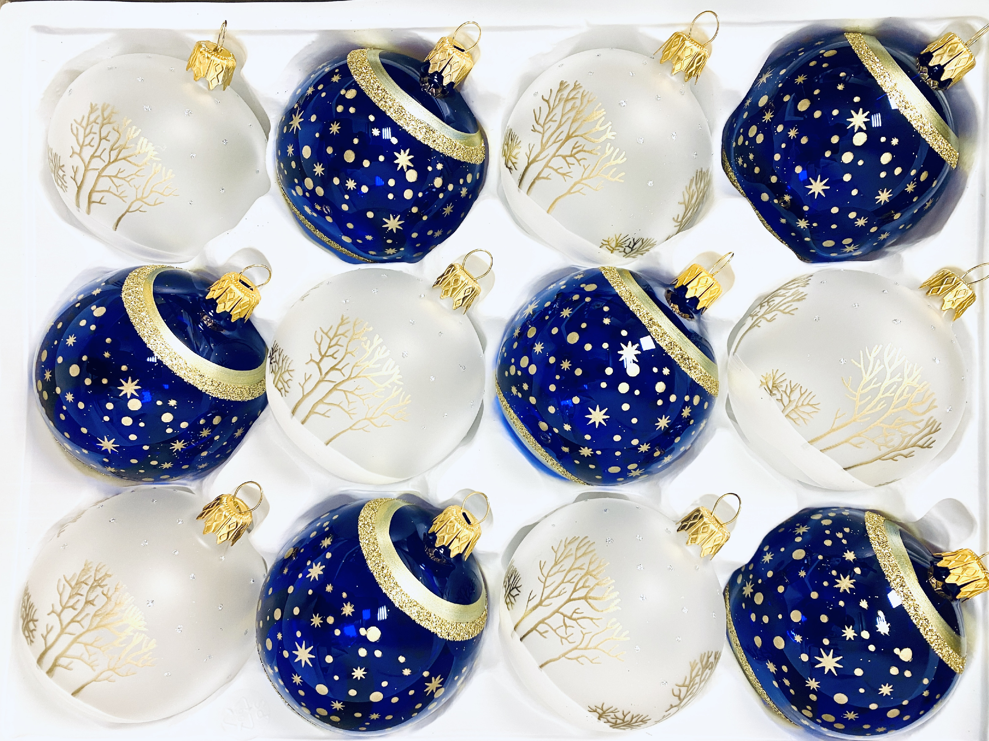 Sada 12 ks skleněných vánočních koulí 7 cm - motiv Popelky a Večernice (bílá a modrá, velikost 7cm)" Balení: 7 cm, Barva: modrá;bílá, Velikost: 7 cm