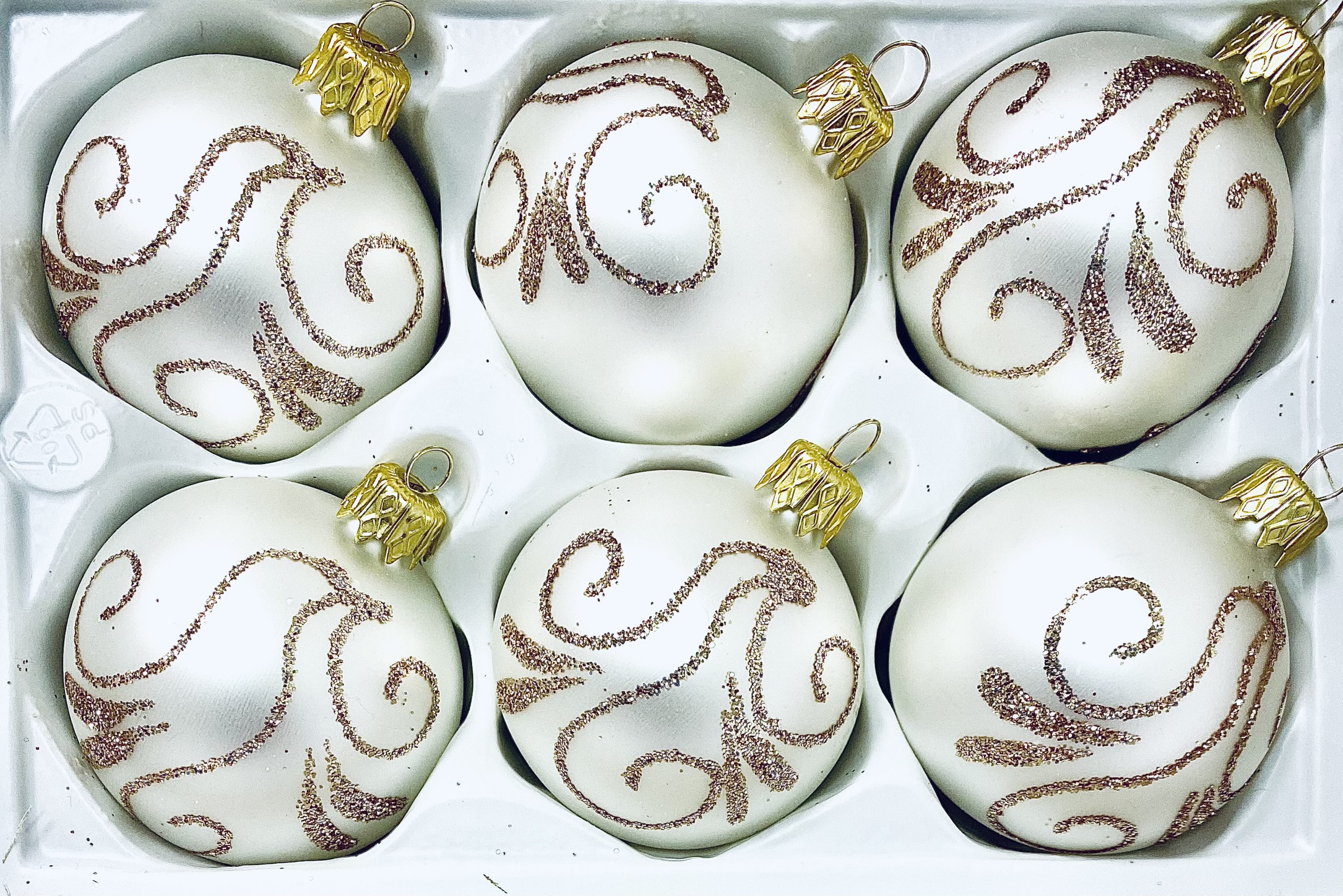 Irisa Vánoční skleněné ozdoby - Ella winter ornament collection (Sada 6 ks, Velikost 6 cm) Balení: 6 ks, Barva: bílá, Velikost: 6 cm