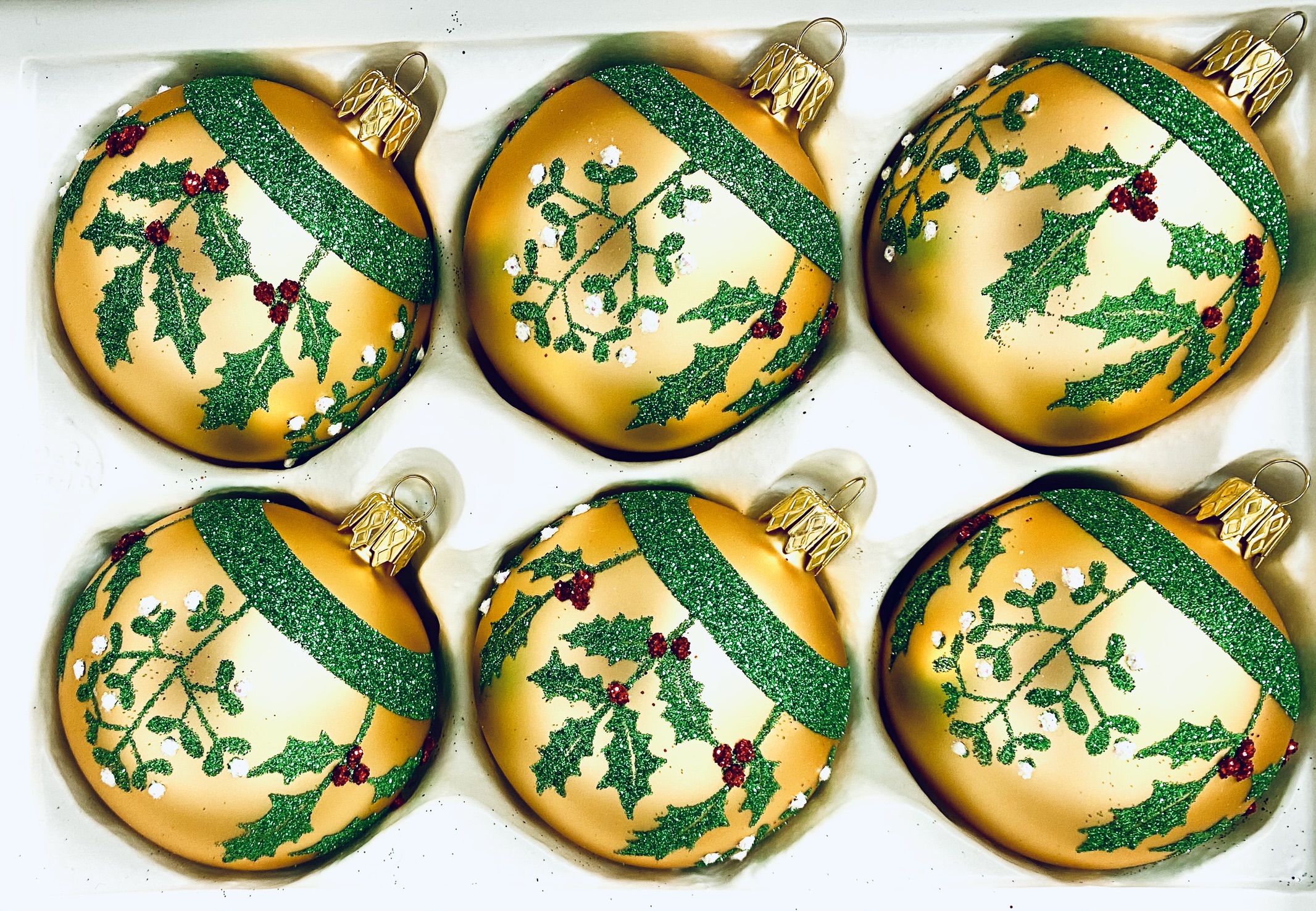 Cesmína : sada 6 skleněných vánočních koulí , velikost 7 cm, zlatá Balení: 6 ks, Barva: zlatá, Velikost: 7 cm