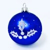 Sada skleněných vánočních koulí Azure Frost - modrá a čirá s bílým dekorem vetviček a cesmín (Sada 6 ks, Velikost 7 cm) aaa