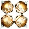 Skleněná vánoční koule Ø 7 cm – zlatá s bílou zasněženou vesničkou (sada 4 ks)