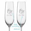 Svatební skleničky na sekt Spojená srdce s monogramy 2 ks