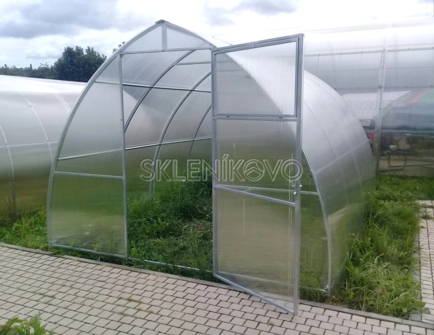 Akú konštrukciu na skleník?