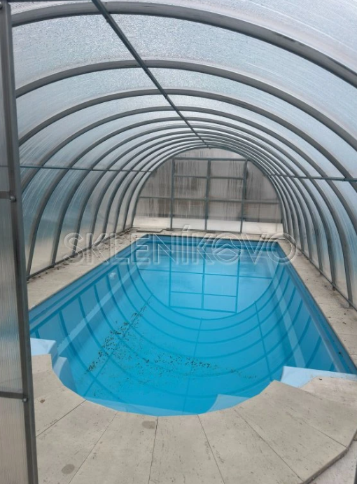 Zastrešenie bazéna 4 x 8 m pevná konštrukcia