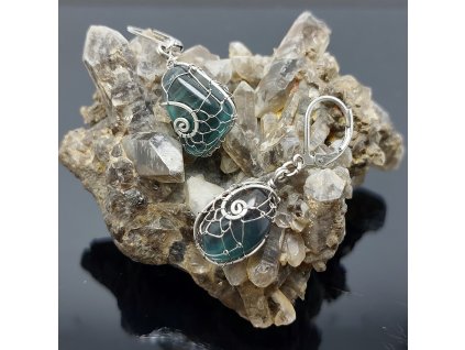 Divočina: náušnice fluorit