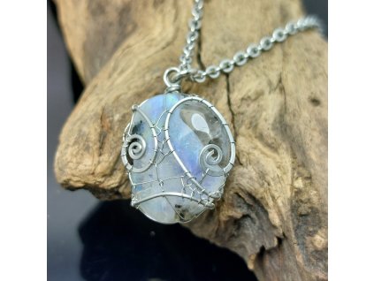 Divočina: náhrdelník měsíční kámen