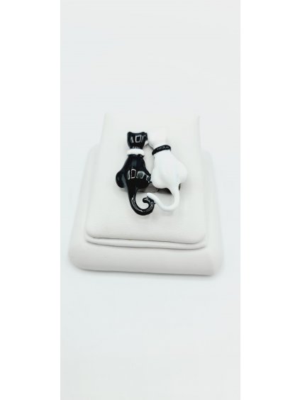 F900505Brož Kočičky černá a bílá