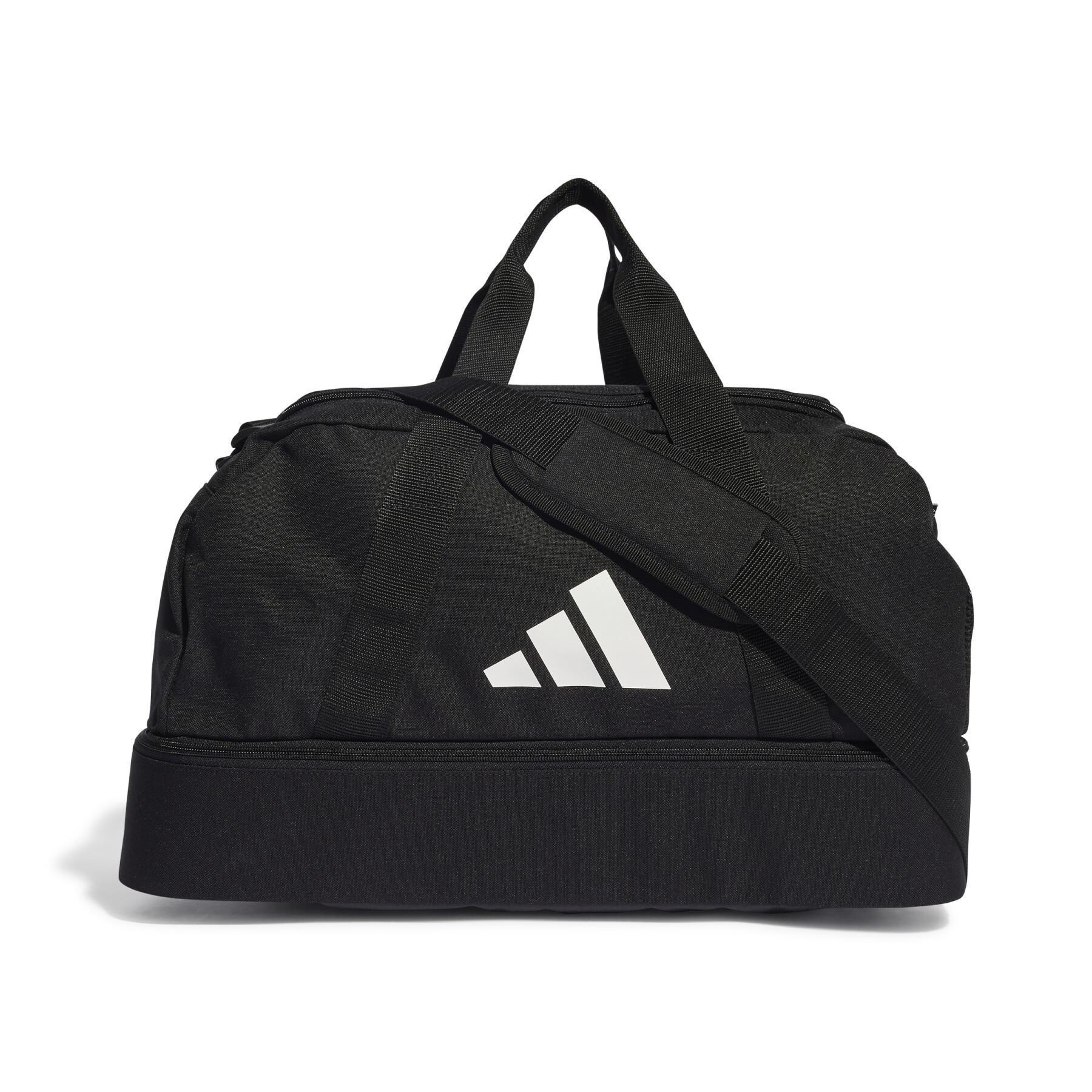 E-shop adidas Športová taška Tiro L DU BC Farba: čierna