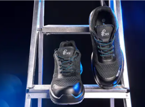 CXS Land Hitra LG O2: jistý krok (nejen) na žebříku