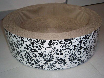 bílo černé květy