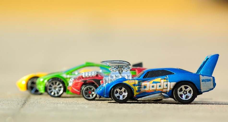 img-hot-wheels-txt