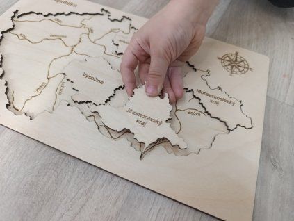 Mapa ČR - kraje a řeky - vkládací puzzle