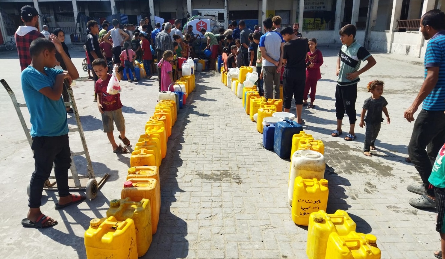 Access to Drinking Water in Gaza Is a Matter of Survival