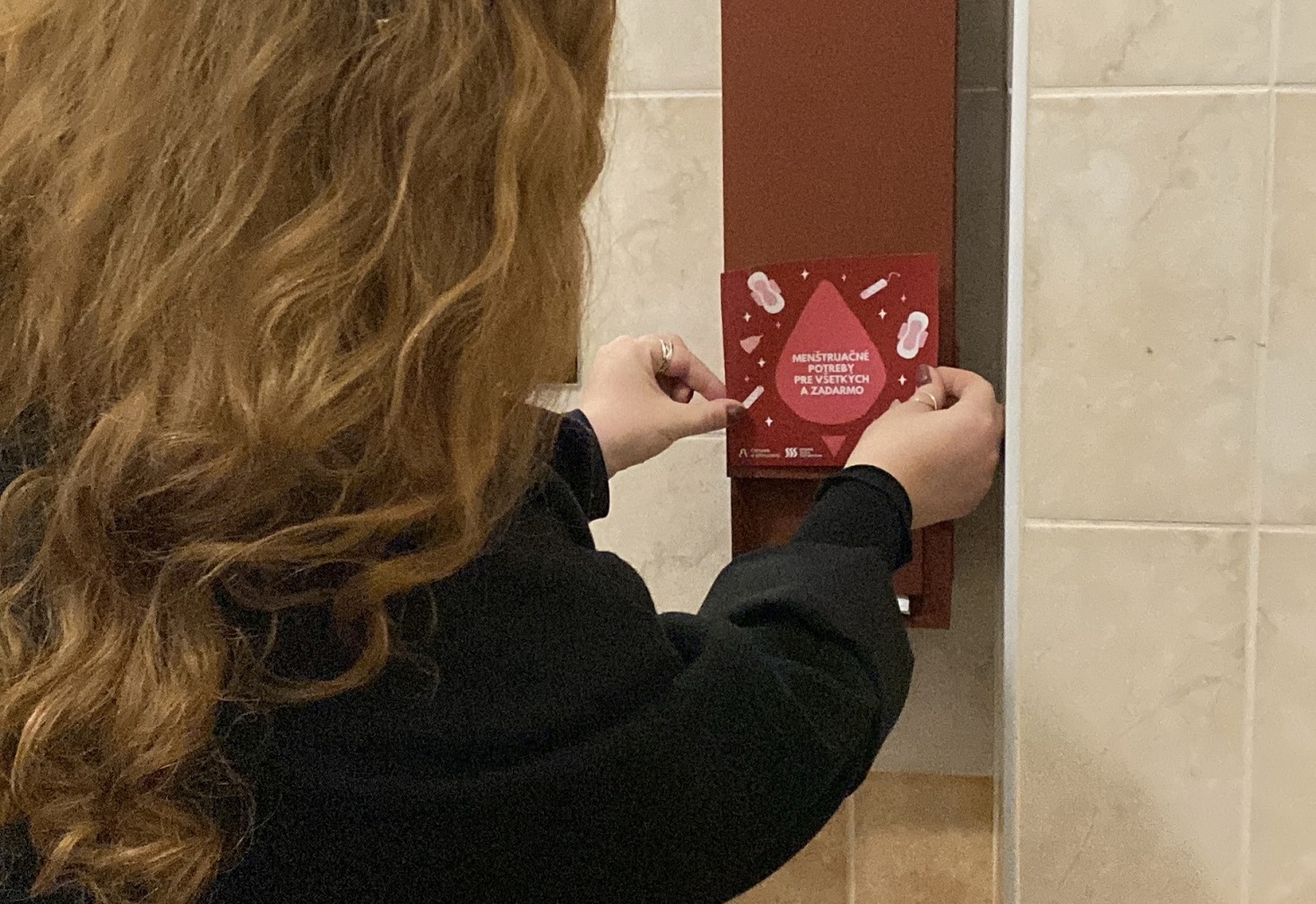 Menstrual Lockers Help Girls in Bardejov