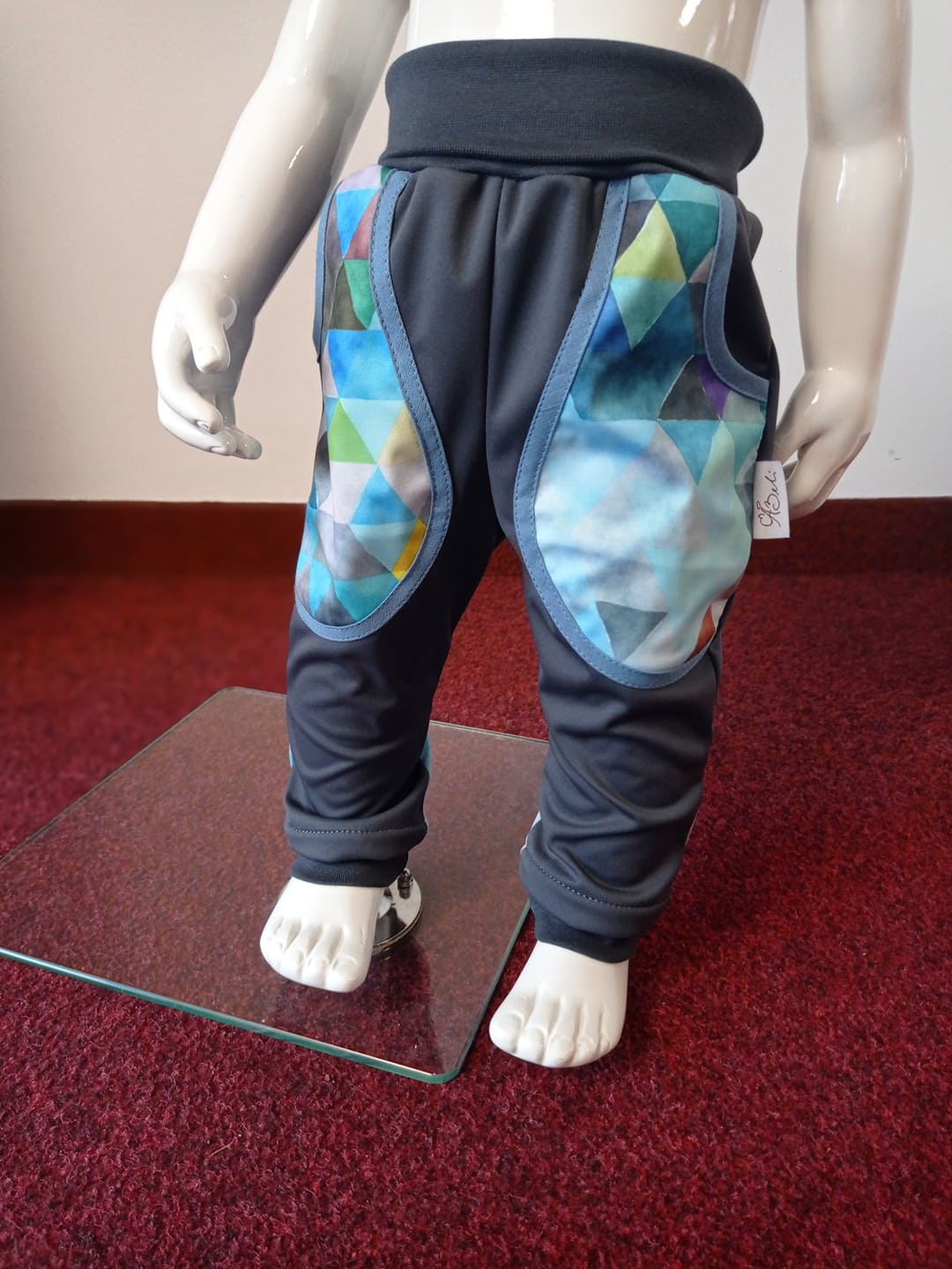 Abeli Softshellové kalhoty letní pružné Slim fit, šedá Triangl pro kluky Velikost: 134