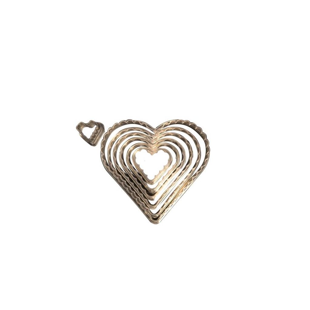 Cesil Sada vykrajovátek Srdíčka vroubkovaná (7 ks) ♡