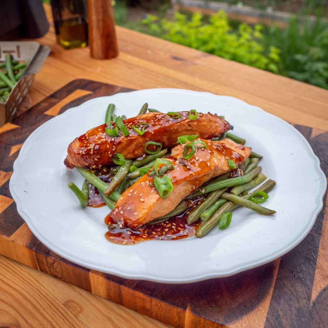 Losos Teriyaki s omáčkou a fazolkami