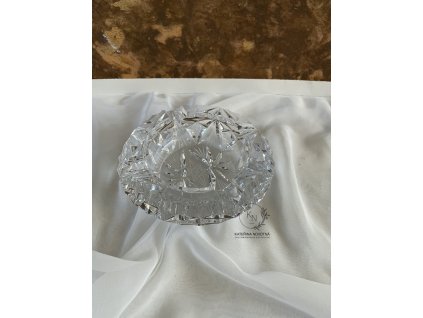 Popelník broušený