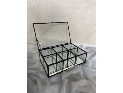 Černý box přihrádky