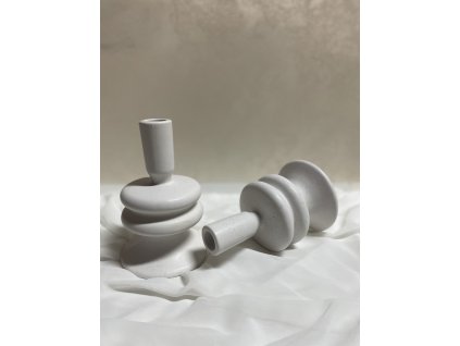 Svícen konický keramický bílá