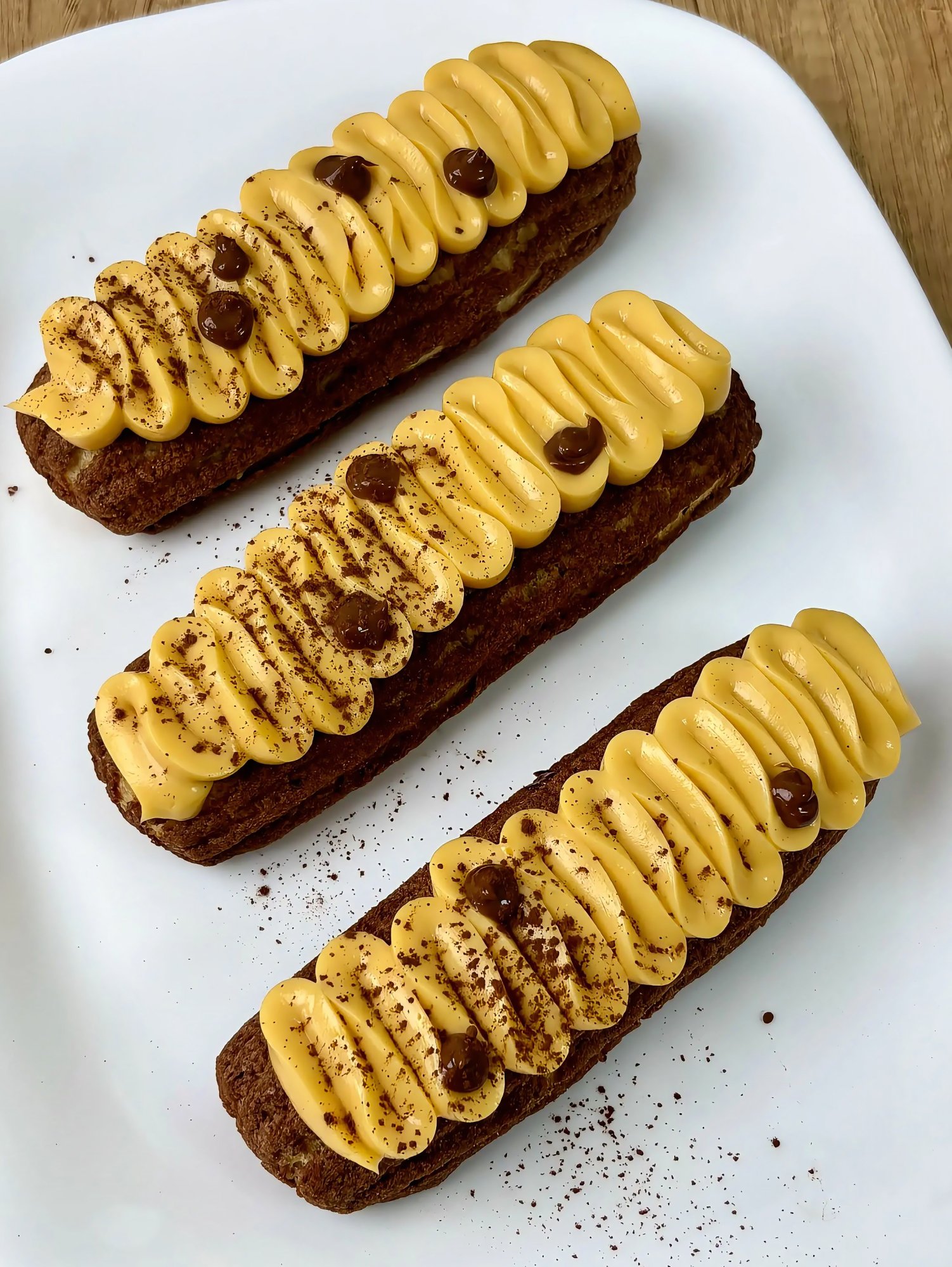 Eclair Likérová špička