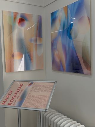 Prodlužujeme! Pro velký úspěch bude výstava Marka Boguszaka u nás v galerii k vidění až do 7. 9.! 💙✨ Pražský fotograf...
